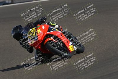 media/Oct-12-2025-CRA (Sun) [[e621380112]]/Races/Race 10/